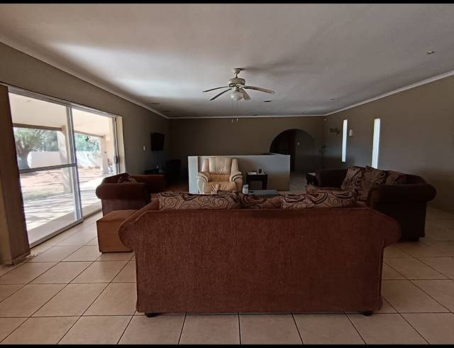 3 BEDROOM HOUSE FOR SALE IN DREAMLANDS
